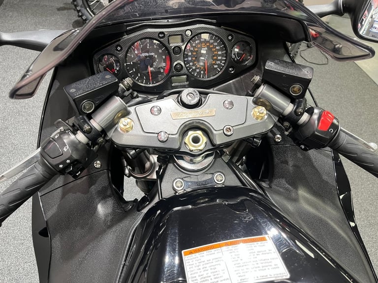 Suzuki GSX1300R Hayabusa, GSXX 1300 R, 2003