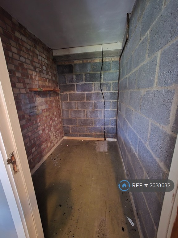1 bedroom flat in Headford Close, Cambridge, CB5 (1 bed) (#2628682)