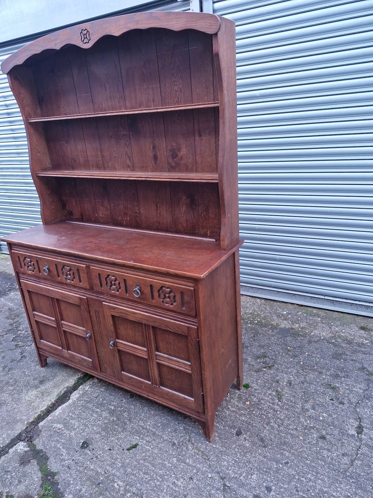 Dresser £60