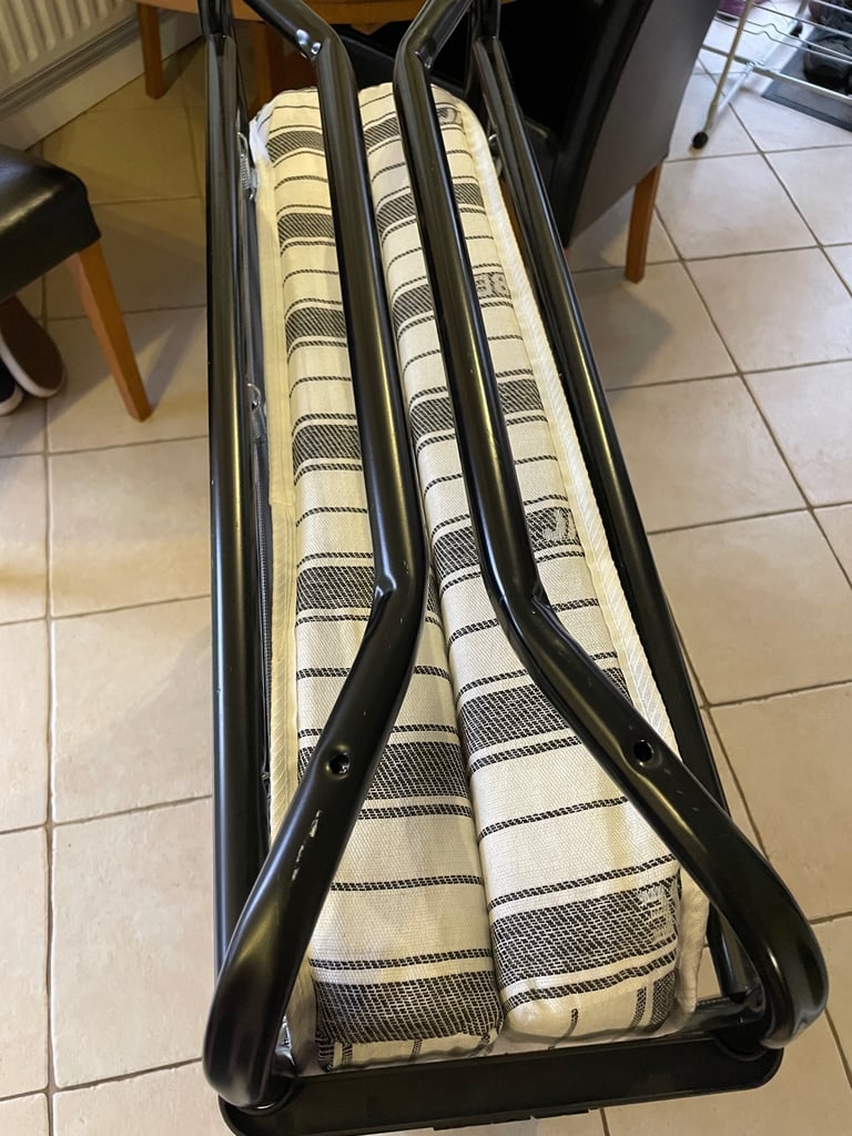 Jay-Be fold-up bed