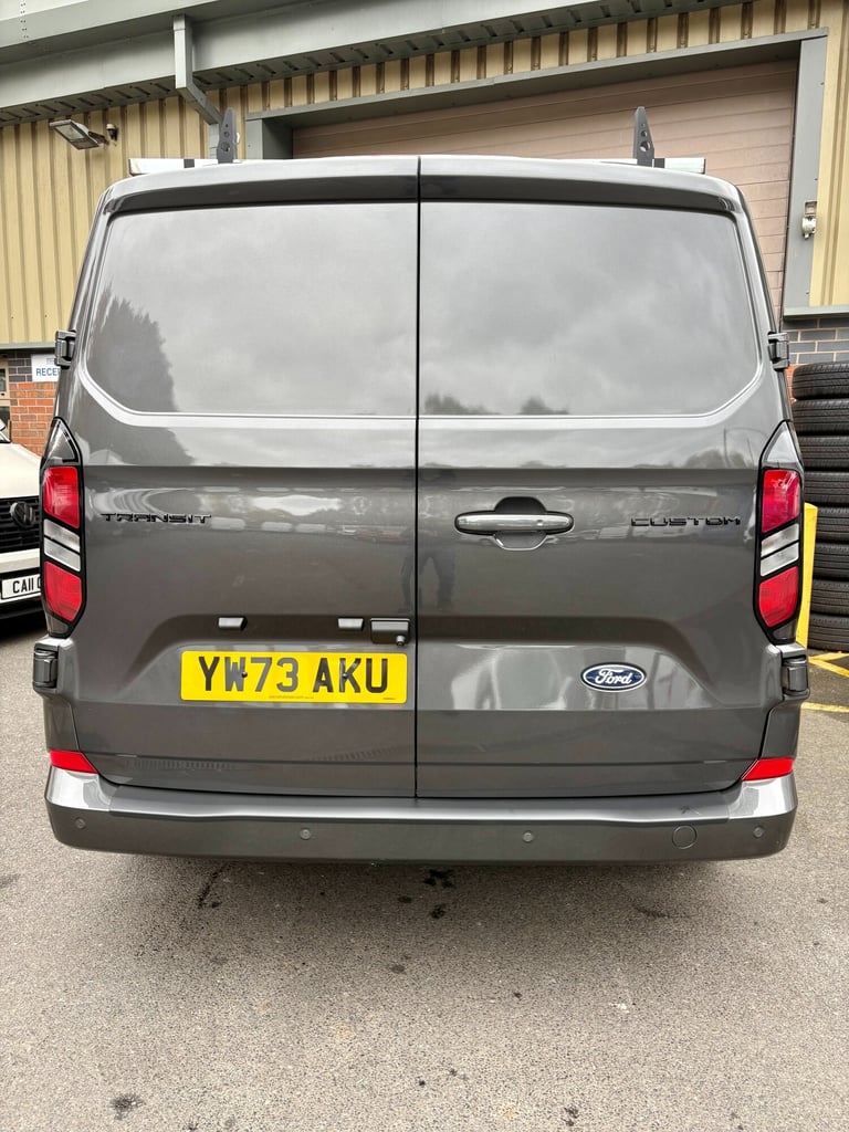 2024 Ford Transit Custom 2.0 EcoBlue 136ps H1 Van Limited PANEL VAN Diesel Manual