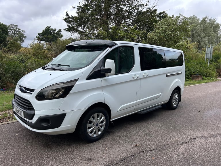 FORD TRANSIT TOURNEO LIMITED 9 SEATER MINIBUS 2015 LWB LONG MOT FULL SERVICE HISTORY