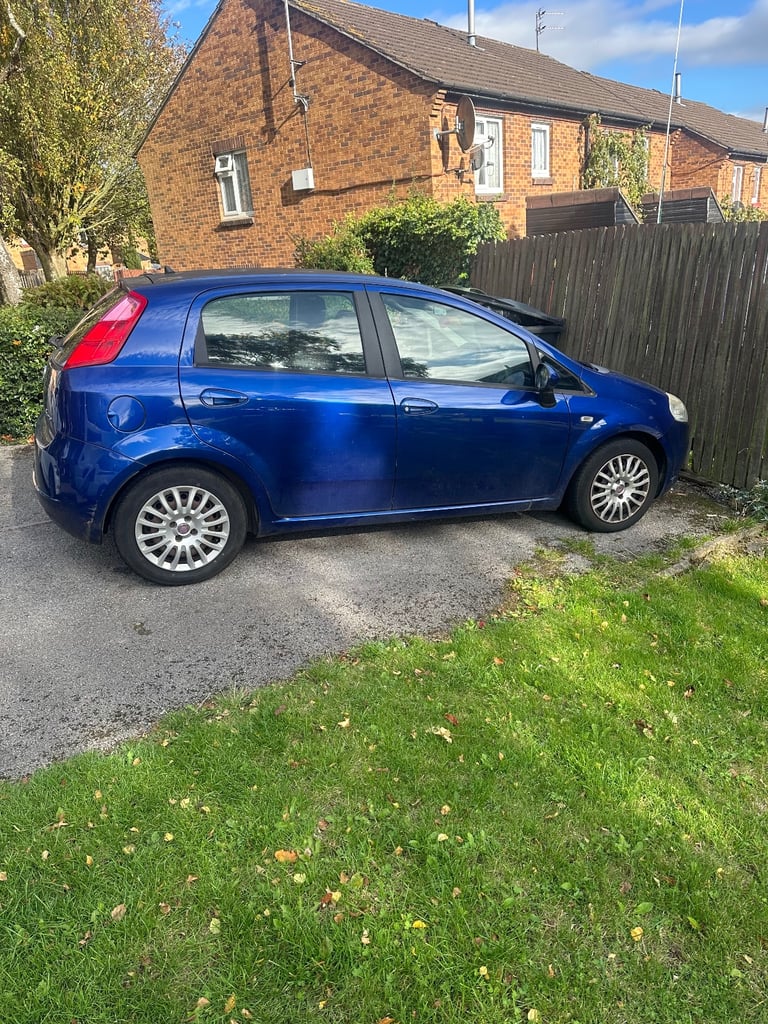 Fiat Punto automatic (spares and repairs) (still runs) 