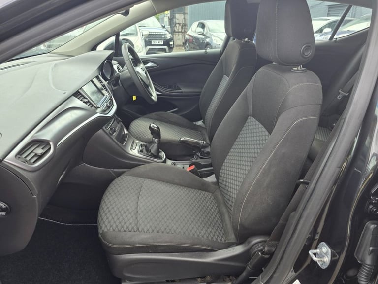 2016 16 VAUXHALL ASTRA 1.4I TURBO DESIGN HATCHBACK 5DR PETROL MANUAL EURO 6 (125