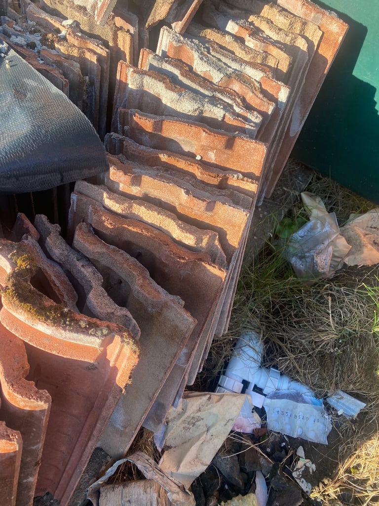 Roof tiles 
