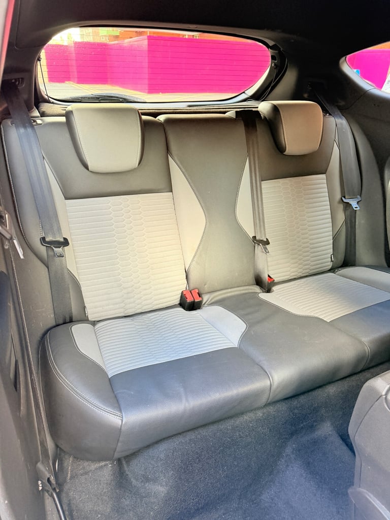 2014 Ford Fiesta 1.6 EcoBoost ST-2 3dr HATCHBACK Petrol Manual