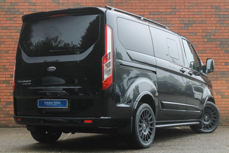 2021 Ford Tourneo Custom 2.0 320 EcoBlue Titanium Auto L1 Euro 6 (s/s) 5dr MPV Diesel Automatic