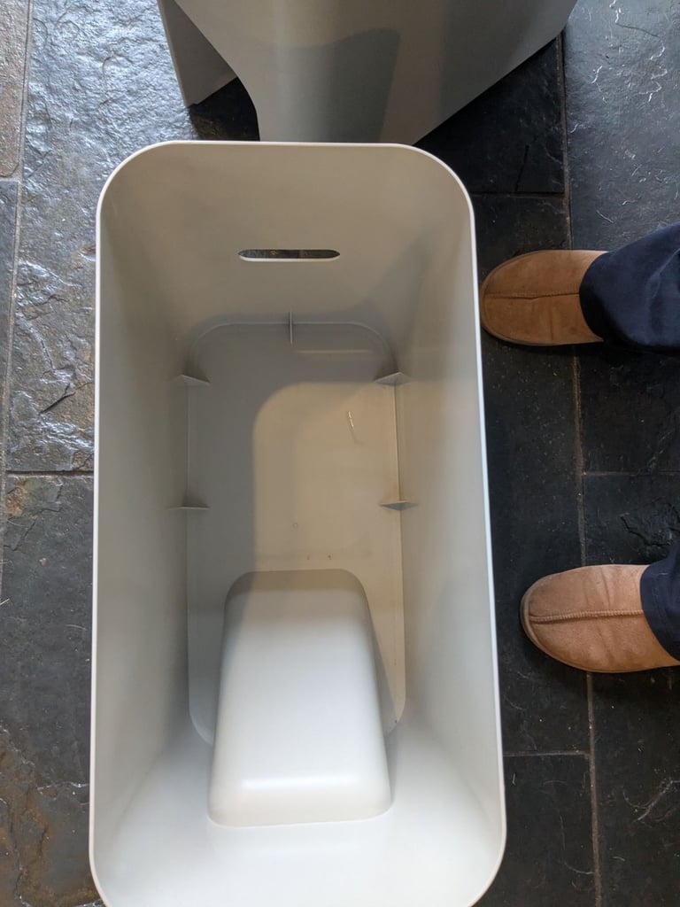 Joseph Joseph kitchen bin very good condition