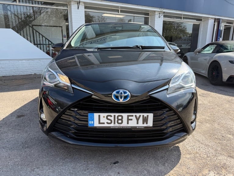 Toyota Yaris 1.5 Hybrid Icon Tech 5dr CVT -NAV - PARKING SENSORS - REAR CAMERA