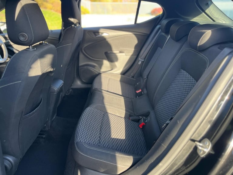 2017 Vauxhall Astra 1.4i Turbo SRi VX Line Euro 6 5dr HATCHBACK Petrol Manual