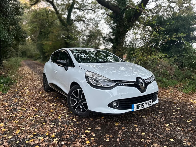 2015 Renault Clio 1.2 16V Dynamique MediaNav 5dr HATCHBACK PETROL Manual