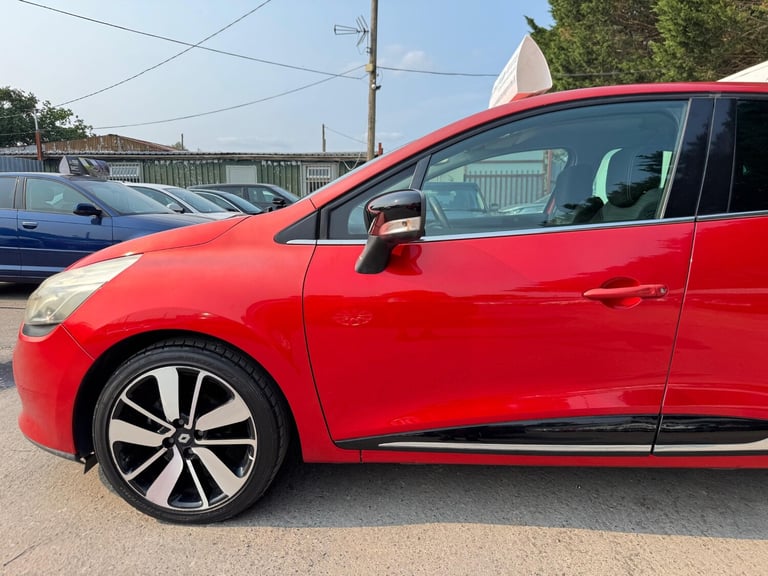 2025 Renault Clio 1.2 DYNAMIC AUTO  Hatchback PETROL Automatic