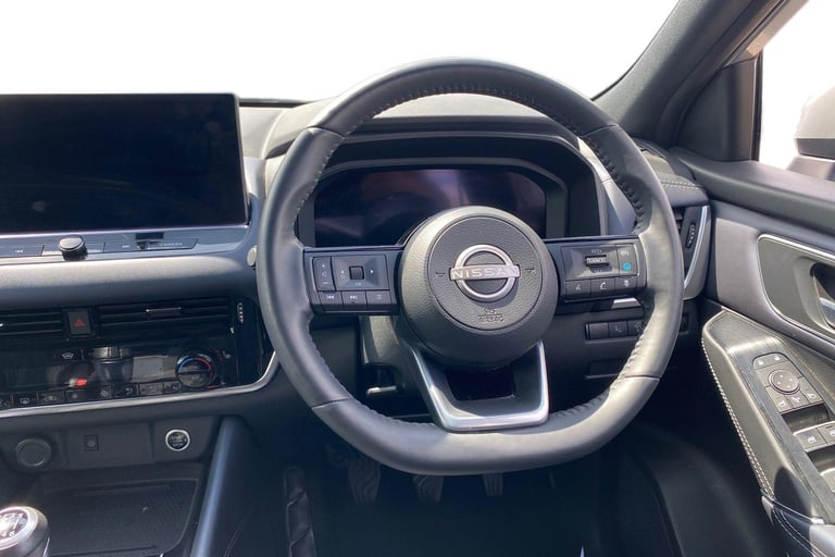 2023 Nissan Qashqai 1.3 DiG-T MH Tekna 5dr Hatchback Petrol Manual