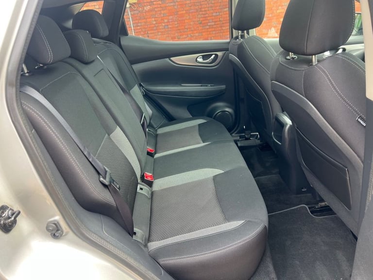 2019 Nissan Qashqai 1.3 DiG-T N-Connecta 5dr HATCHBACK PETROL Manual