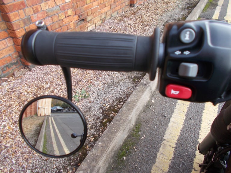 2017 TRIUMPH BONNEVILLE BOBBER