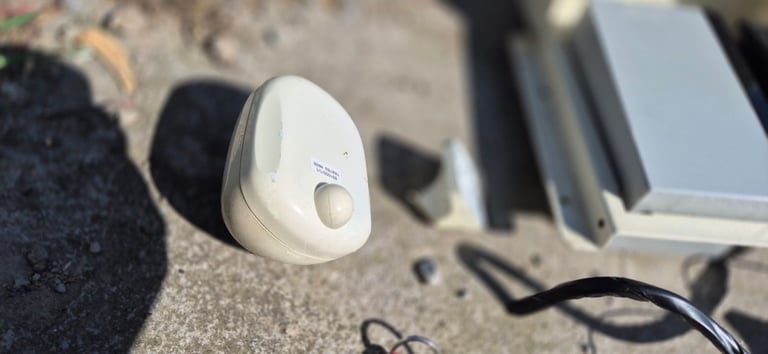 AUTOWATCH 650, SAS and IDM3 alarm system for camper caravan motorhome boat.