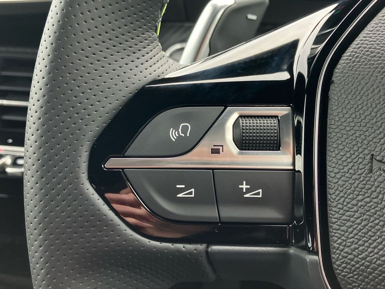 2025 Peugeot 2008 1.2 Hybrid 145 GT 5dr e-DSC6 Estate Automatic