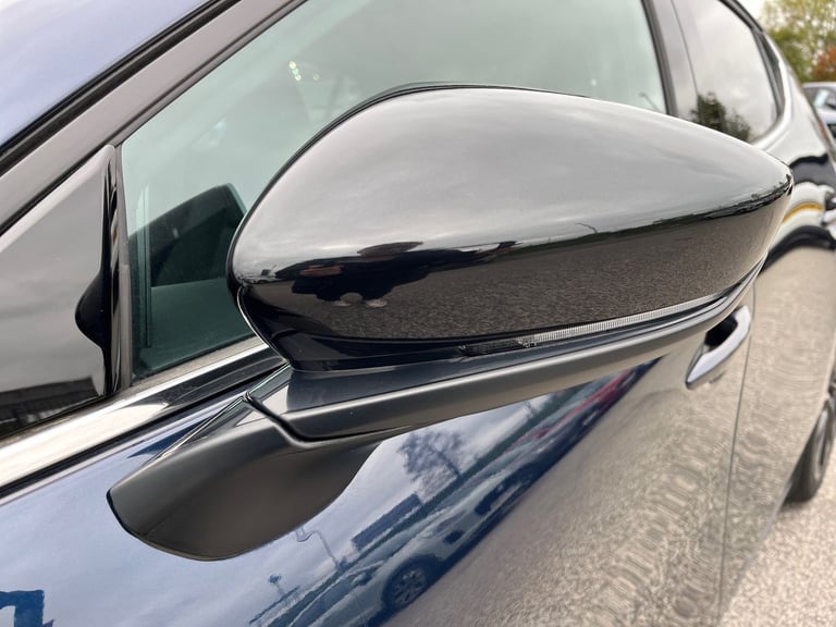 2025 Mazda Mazda3 2.0 e-Skyactiv X MHEV [186] Homura 5dr [Sunroof] Hatchback Manual