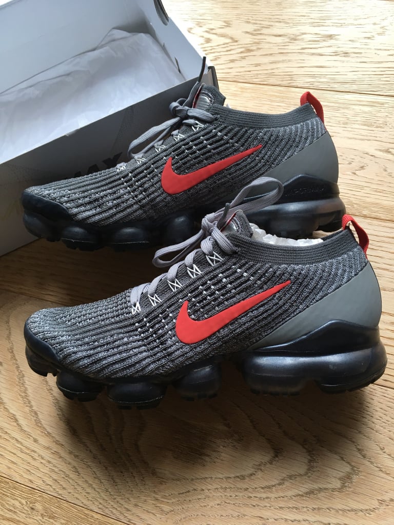image for BNWT size 7 Nike Air Vapormax Flyknit 3 Nike trainers in box