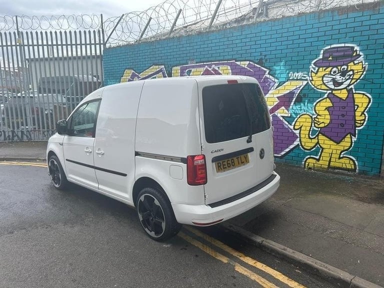 Volkswagen Caddy 2.0 TDI C20 BlueMotion Tech Highline Panel Van 