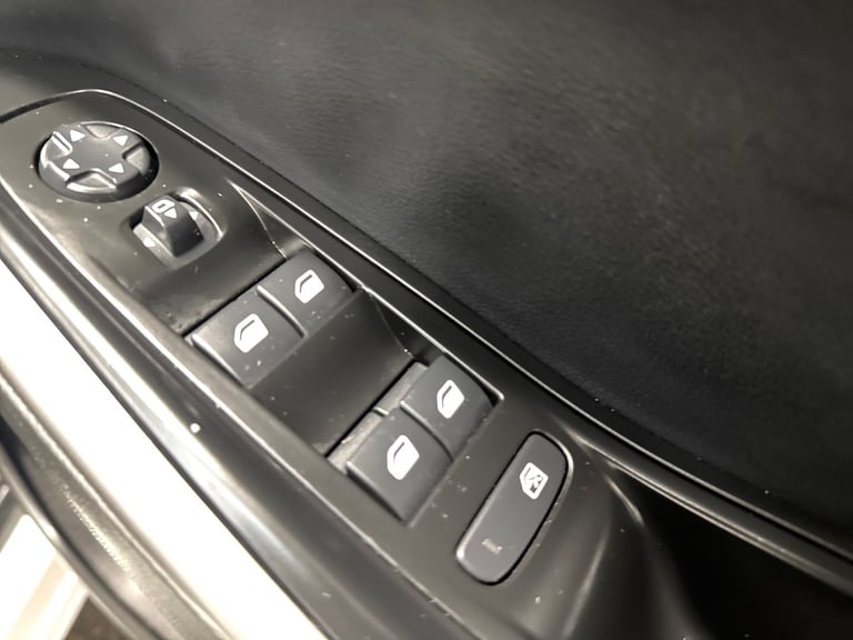 2023 Vauxhall Grandland 1.6 Plug-in Hybrid [300] 4X4 GSe 5dr Auto HATCHBACK PETROL/ELECTRIC Autom...