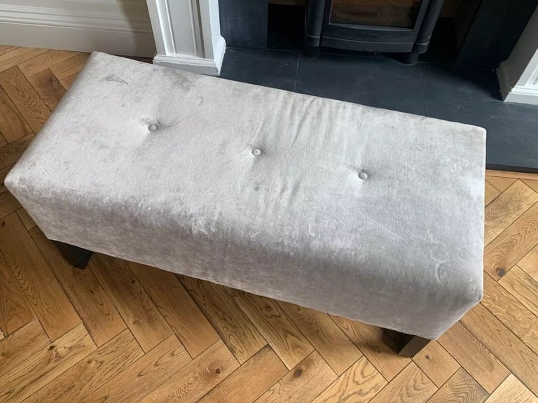 Bench in Velvet Grey
