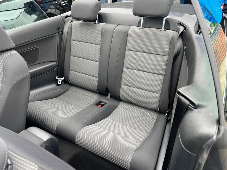 2015 Volkswagen Golf 1.6 TDI BlueMotion Tech SE Cabriolet 2dr Diesel Manual Euro 5 (s/s) (105 ps ...