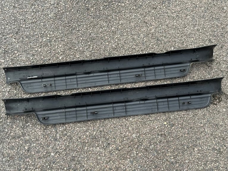 Toyota Yaris T Sport MK1 PH2 3dr Scuff Plates Sill Plates Trims Pair