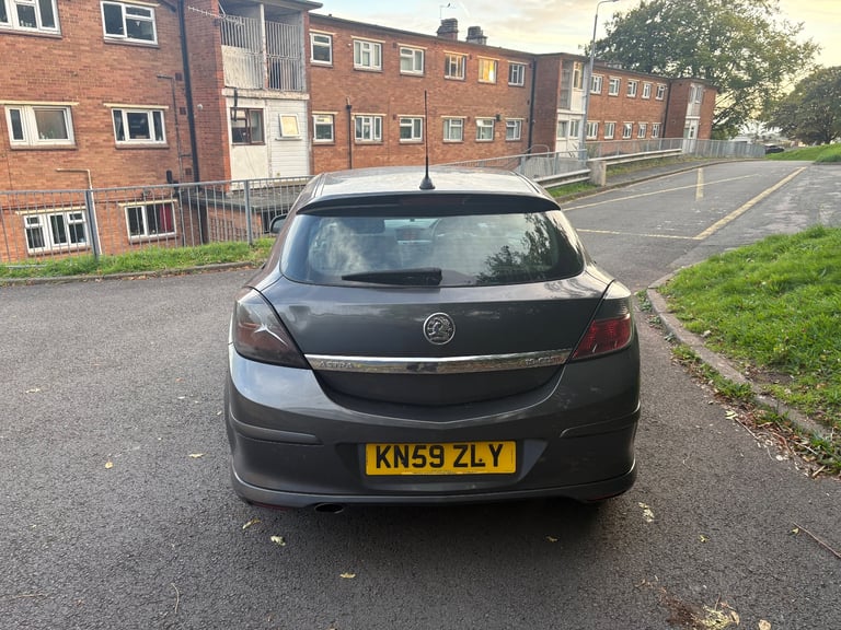 Vauxhall, ASTRA, Hatchback, 2009, Manual, 1910 (cc),3 doors - Image 12