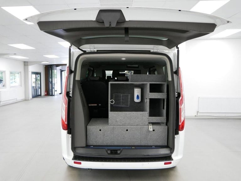 72 TOURNEO CUSTOM 320 2.0 EBL 130 BHP LONG TITANIUM AUTOMATIC 9 SEAT ( NO VAT )