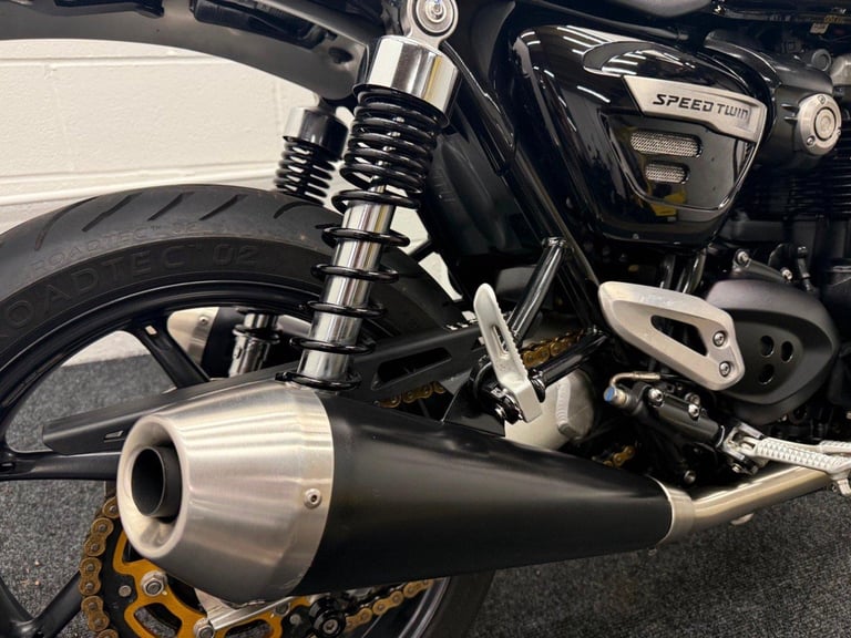 2021 Triumph Speed Twin ** Lovely Condition - Full Service History - Warranty **