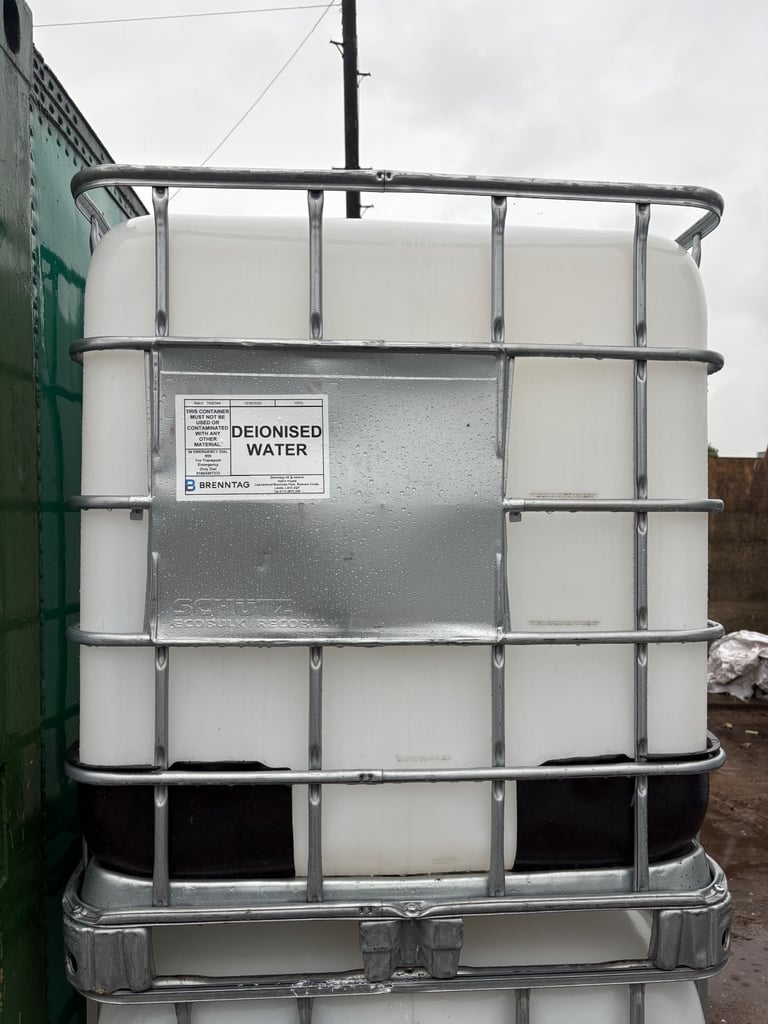 Food grade 1000 litre Ibc tank animals farming allotments diesel 