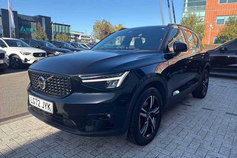 2023 Volvo XC40 2.0 B3 MHEV Plus SUV 5dr Petrol Hybrid DCT Auto Euro 6 (s/s) (163 ps) ESTATE Petr...