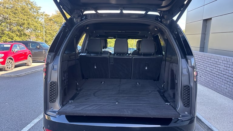 2021 Land Rover Discovery 3.0 D300 R-Dynamic HSE 5dr Auto Diesel Station Wagon Station Wagon Dies...