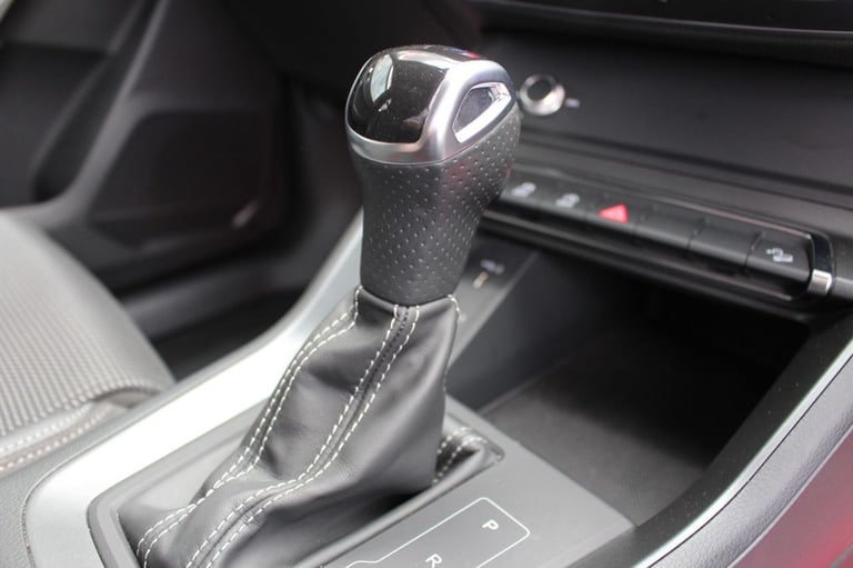 2021 21 AUDI Q3 2.0 TDI 35 S LINE SUV 5DR DIESEL S TRONIC EURO 6 (S/S) (150 PS)