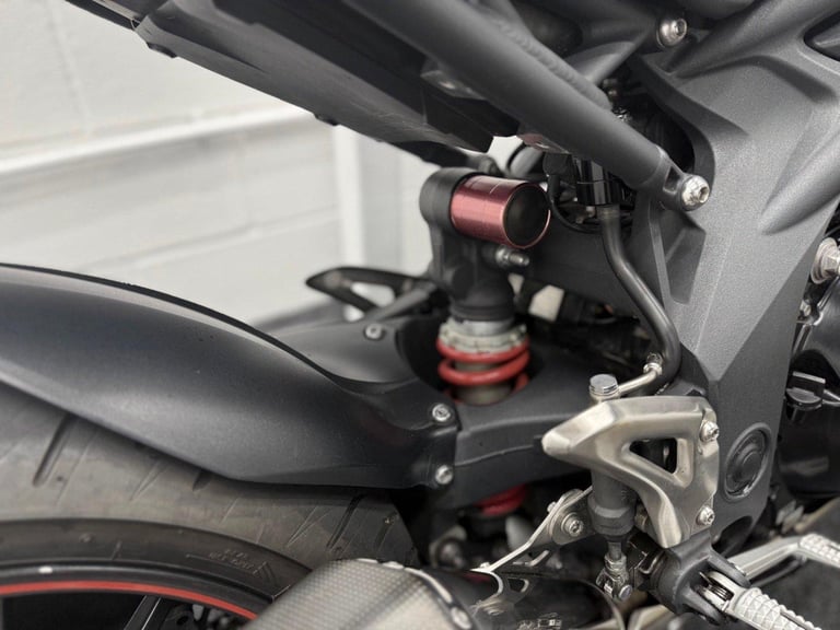 Triumph Speed Triple 1050 ** Nice Condition - 1 Owner - Warranty **