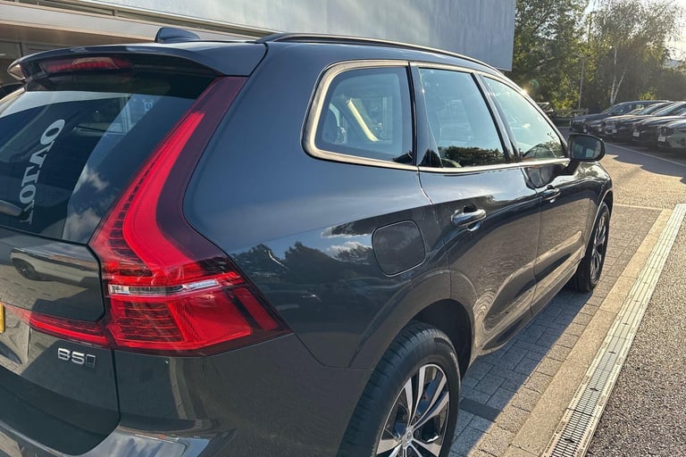 2022 Volvo XC60 2.0 B5 MHEV Core SUV 5dr Petrol Hybrid Auto AWD Euro 6 (s/s) (250 ps) ESTATE Petr...