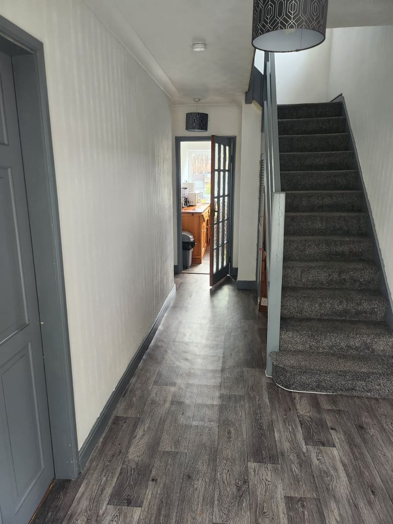 Room available in B36