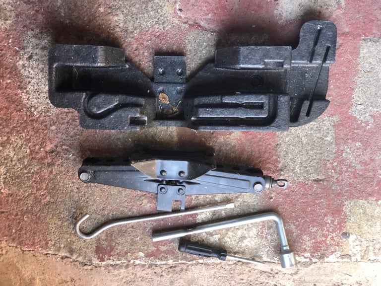 image for Car jack 