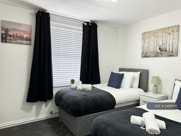 2 bedroom flat in Conyger Close, Great Oakley, Corby, NN18 (2 bed) (#2493866)