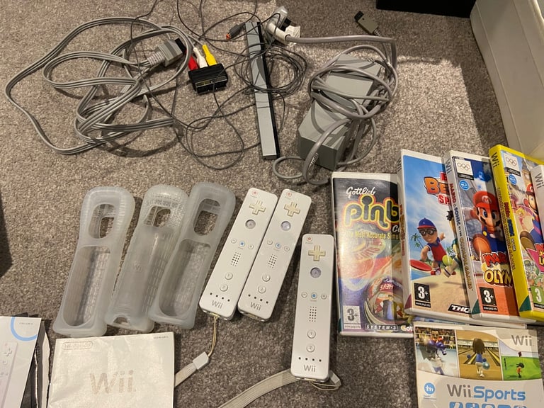 Nintendo Wii console Bundle