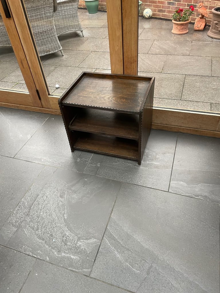 Oak television cabinet 