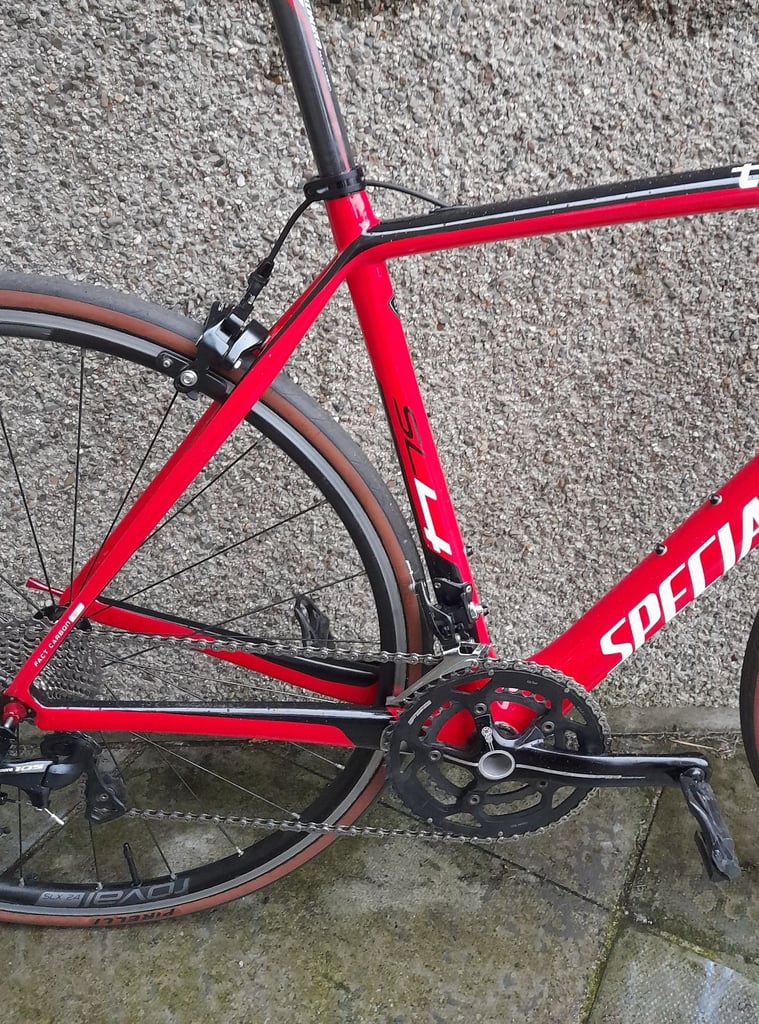 Specialized Tarmac Carbon Road Bike with Roval Wheelset
