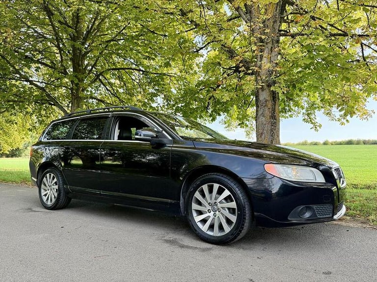 image for  Volvo V70 2.0 T5 SE Lux Estate 5dr Petrol Powershift Euro 5 (240 ps) Estate Petrol Automatic