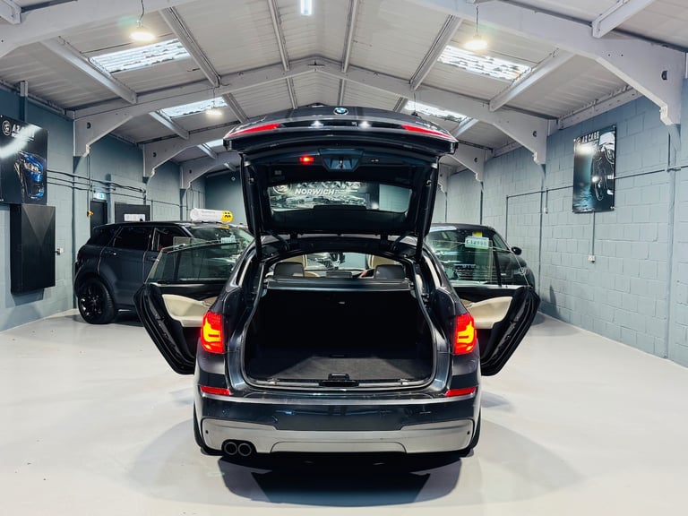 2013 BMW 5 Series 520d M Sport 5dr Step Auto [Business Media] HATCHBACK Diesel Automatic