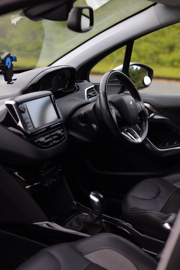 Peugeot 2008 1.6 BlueHDi 2016