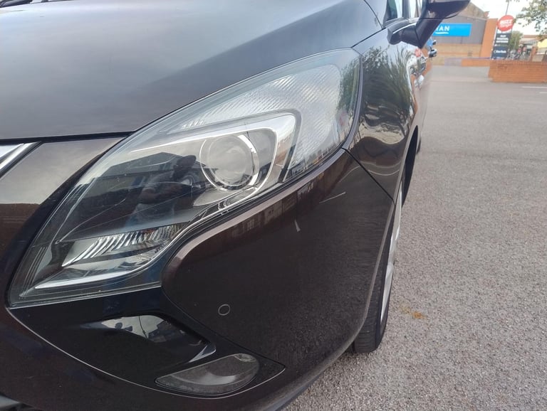 2014 Vauxhall Zafira Tourer 2.0 CDTi Exclusiv Auto Euro 5 5dr MPV Diesel Automatic