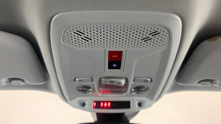 2022 Peugeot 2008 1.2 PureTech Allure Premium SUV 5dr Petrol Manual Euro 6 (s/s) (100 ps) SUV Pet...