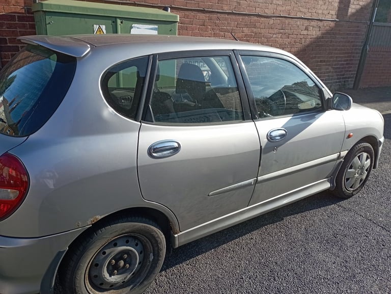 image for Daihatsu, SIRION, Hatchback, 2004, Manual, 1298 (cc), 5 doors **READ AD**
