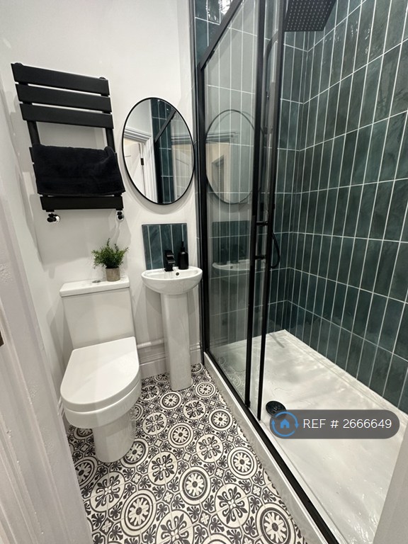 Studio flat in Nottingham Road, Derby, DE1 (#2666649)